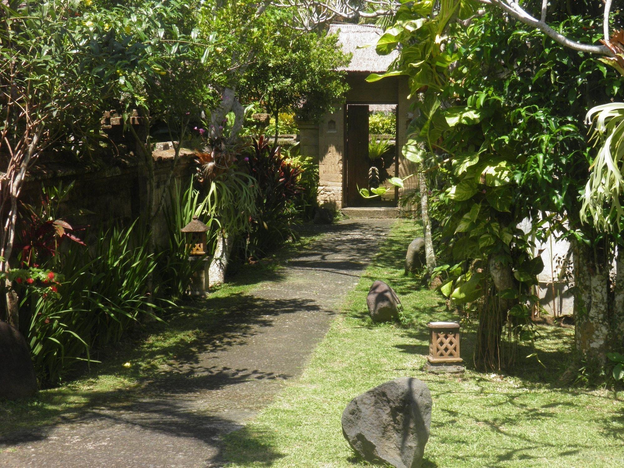 Bumi Ubud Resort Buitenkant foto